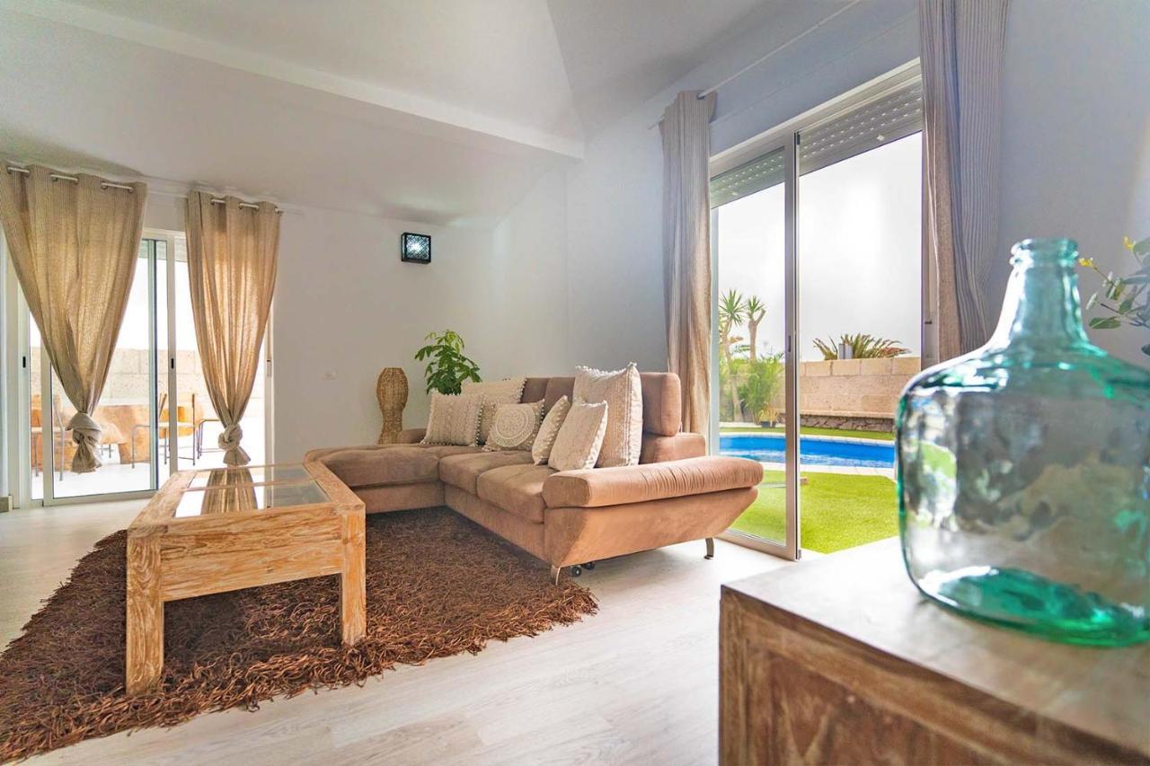 Villa Namaste Адехе Экстерьер фото